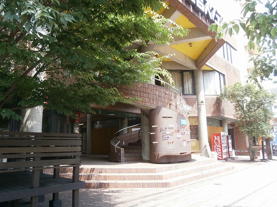 Cafe＆Restaurant Bar OLISOLIVA