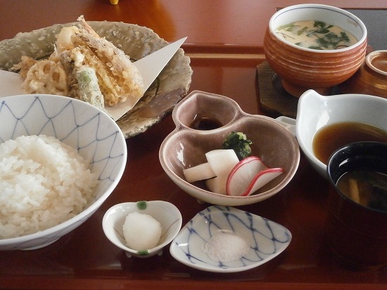 天ぷらと旬のお造りセット