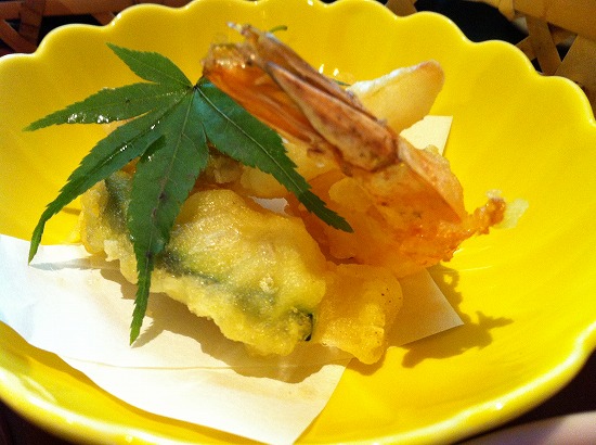 天ぷら盛は､海老、カボチャなどで､ホクホクでした｡