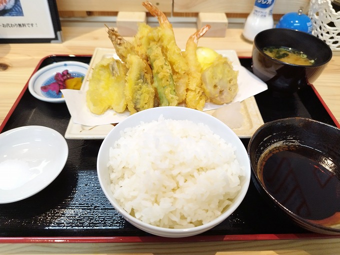 本日の注文は「天ぷら定食」