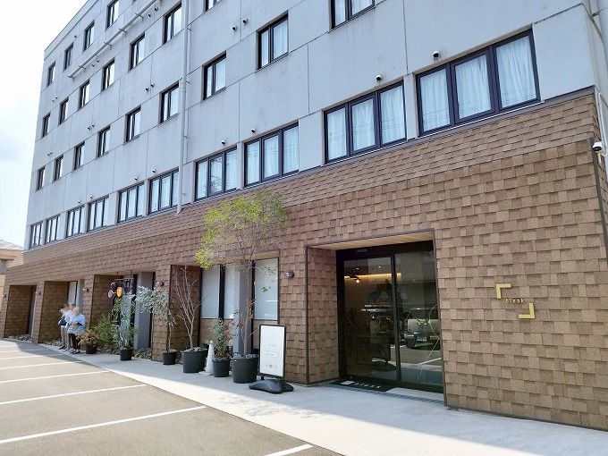 café blank（福山ロイヤルホテル1F）